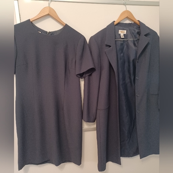 Talbots Dresses & Skirts - Talbots Women's TWO piece navy dress and suit coat set, size 10
